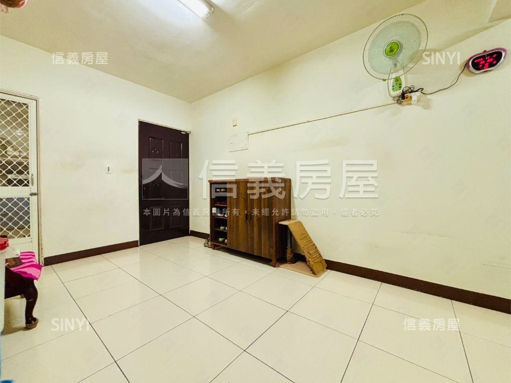 惠民商圈三樓公寓房屋室內格局與周邊環境