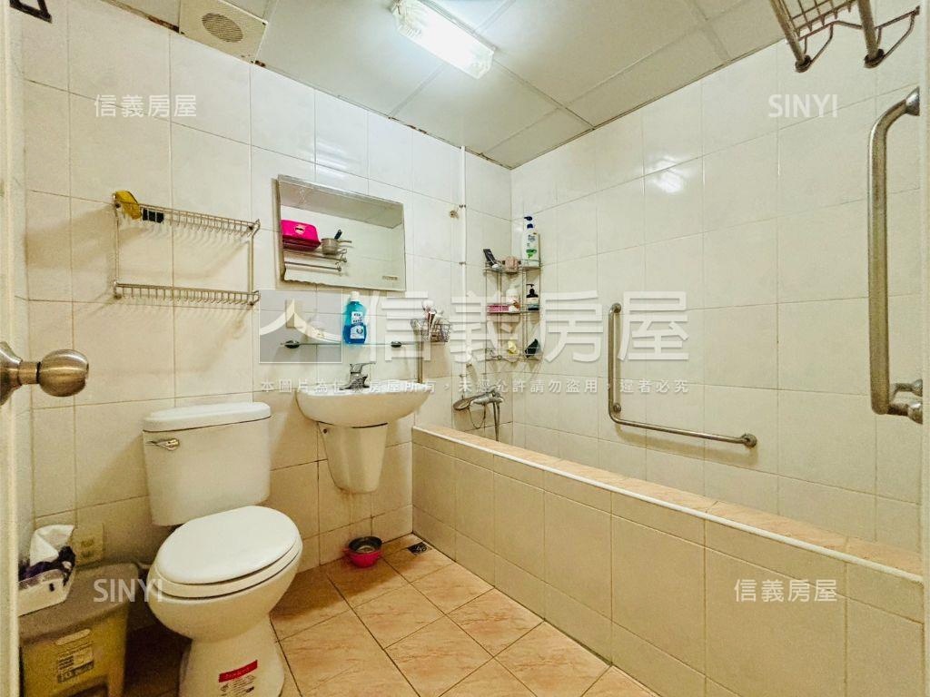 惠民商圈三樓公寓房屋室內格局與周邊環境