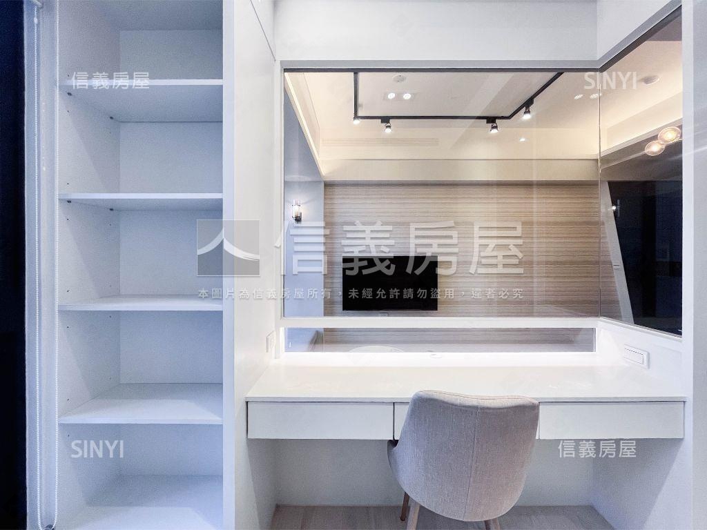 ☆千鳥格兩房平車採光好房屋室內格局與周邊環境