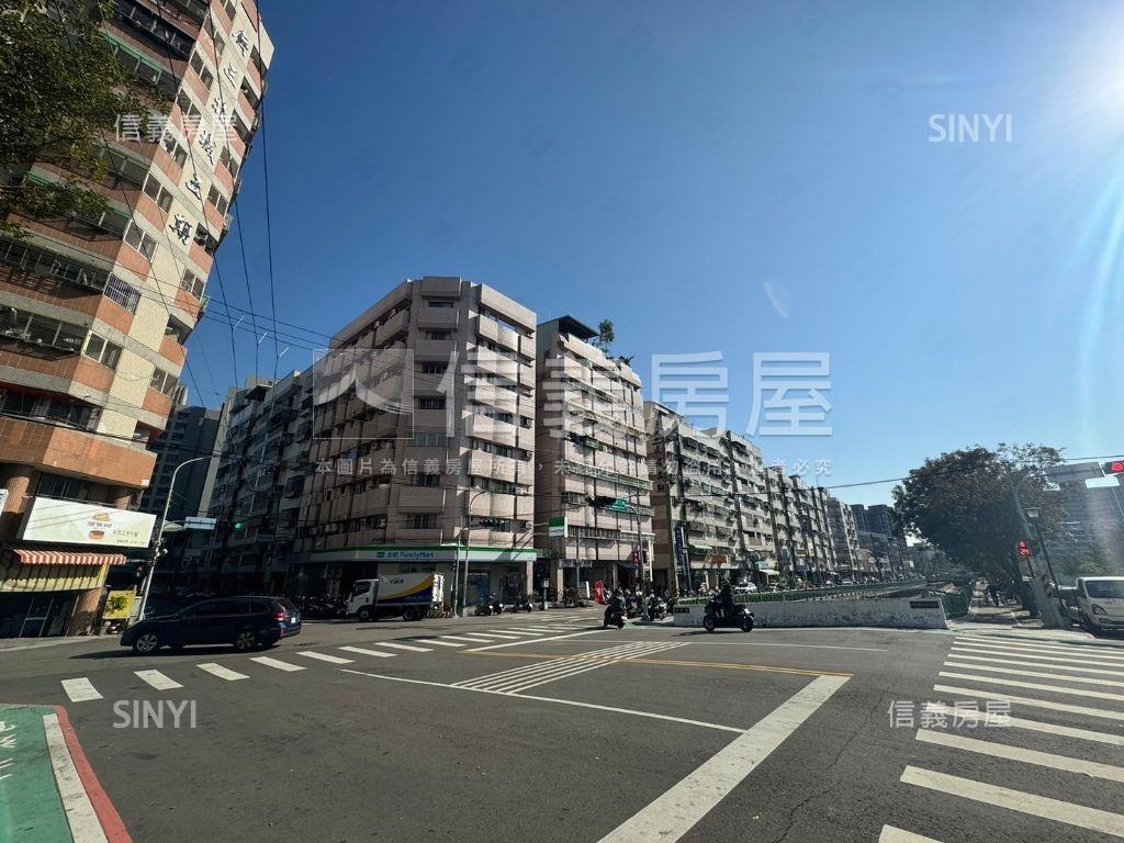 廣三北城前後陽台三房房屋室內格局與周邊環境