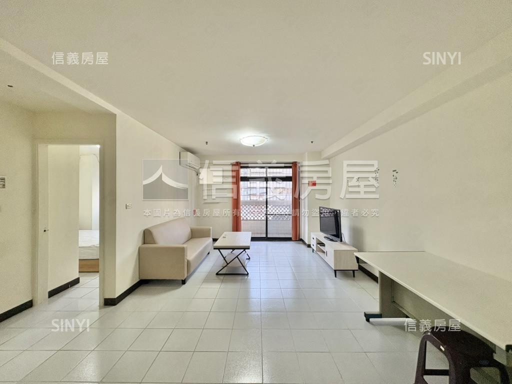 低總價首購次頂２房房屋室內格局與周邊環境