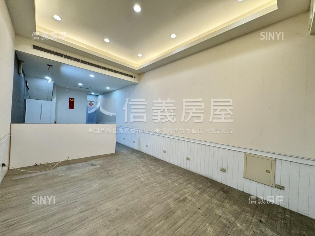 三多捷運．黃金透店房屋室內格局與周邊環境