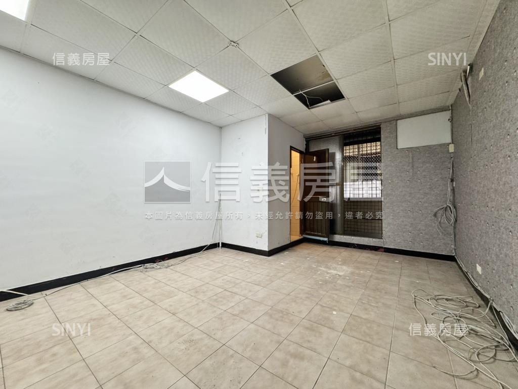 三多捷運．黃金透店房屋室內格局與周邊環境