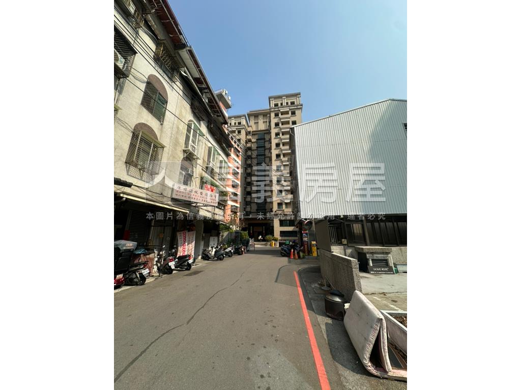 麗緻逢甲高樓３房平車房屋室內格局與周邊環境