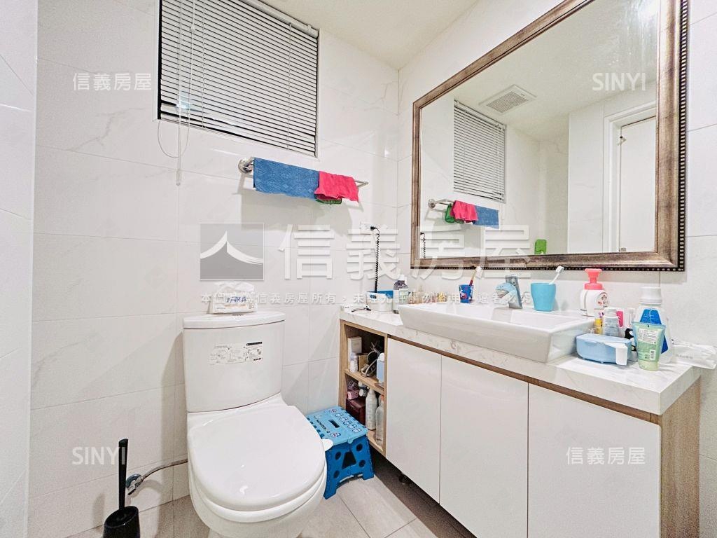 青埔國璽苑高樓景觀車位房屋室內格局與周邊環境