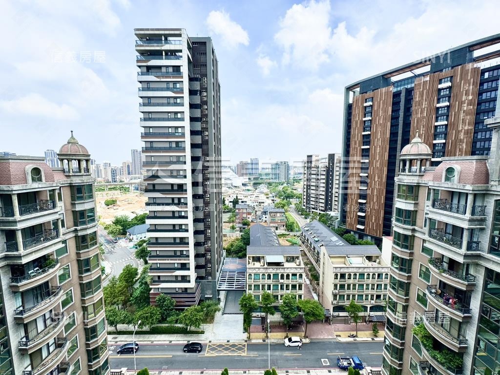 青埔城市之光高樓景觀三房房屋室內格局與周邊環境