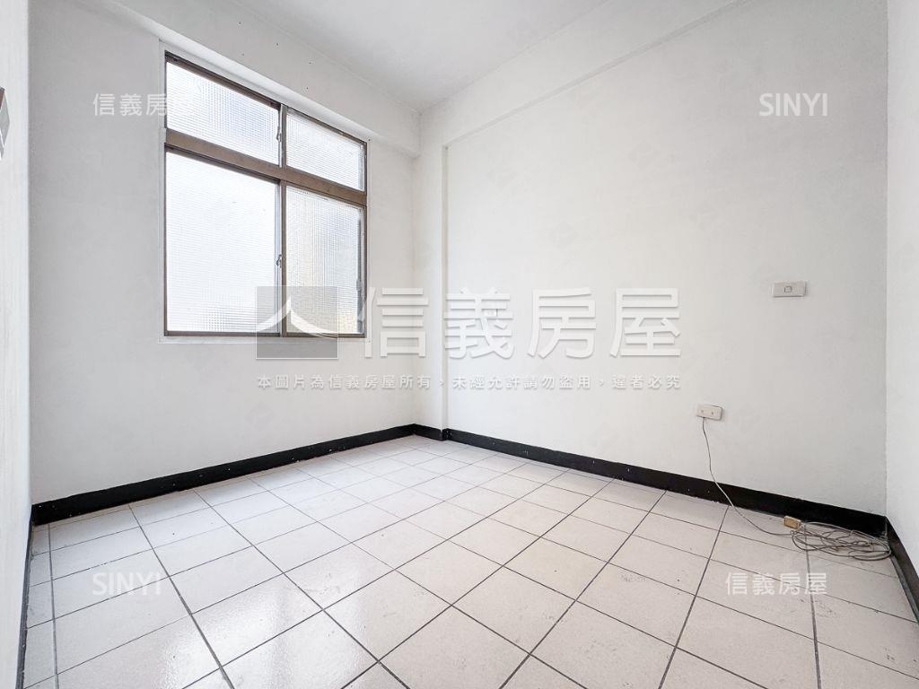 東海商圈核心雙車透天邸房屋室內格局與周邊環境