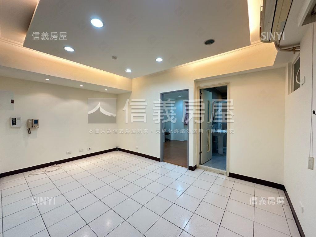 低公設電梯華廈大兩房房屋室內格局與周邊環境