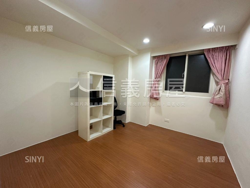 低公設電梯華廈大兩房房屋室內格局與周邊環境