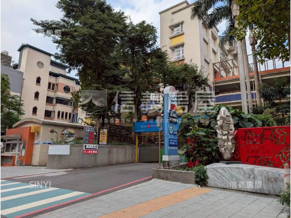 低公設電梯華廈大兩房房屋室內格局與周邊環境