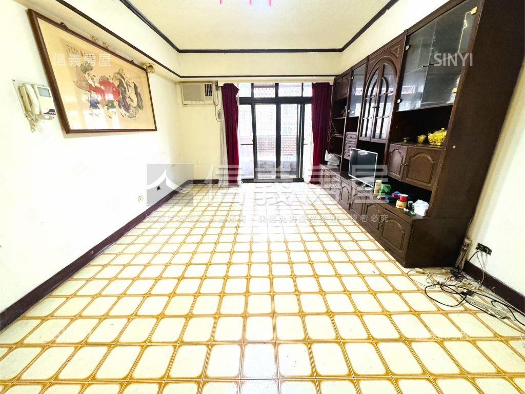 富陽華廈●電梯方正三房房屋室內格局與周邊環境