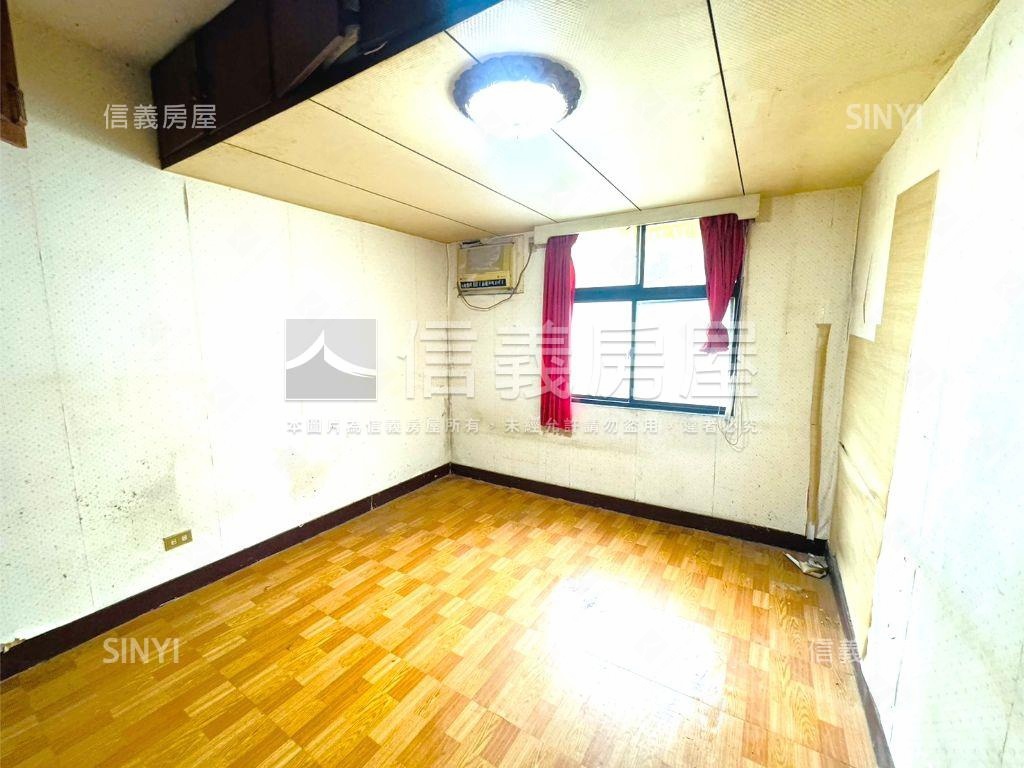 富陽華廈●電梯方正三房房屋室內格局與周邊環境