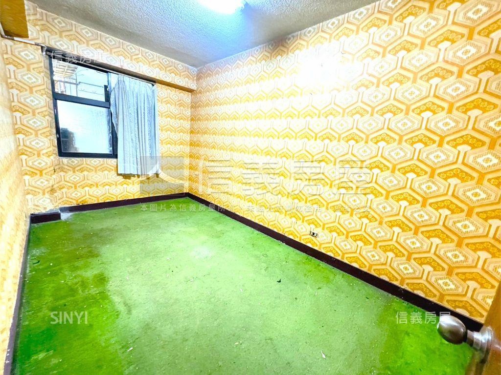 富陽華廈●電梯方正三房房屋室內格局與周邊環境