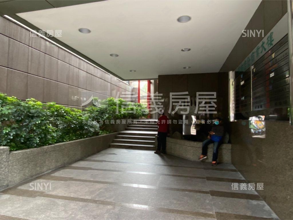 中山北鋼骨近捷運景觀辦公房屋室內格局與周邊環境