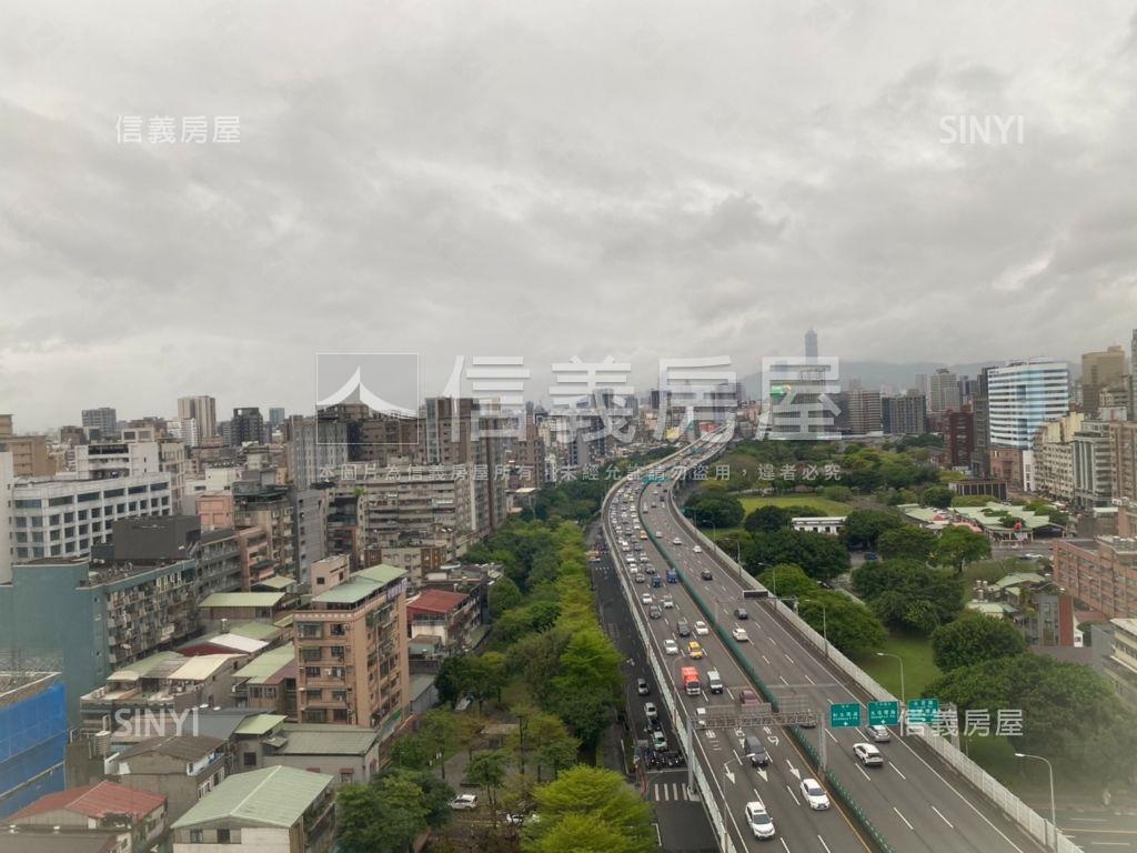 中山北鋼骨近捷運景觀辦公房屋室內格局與周邊環境