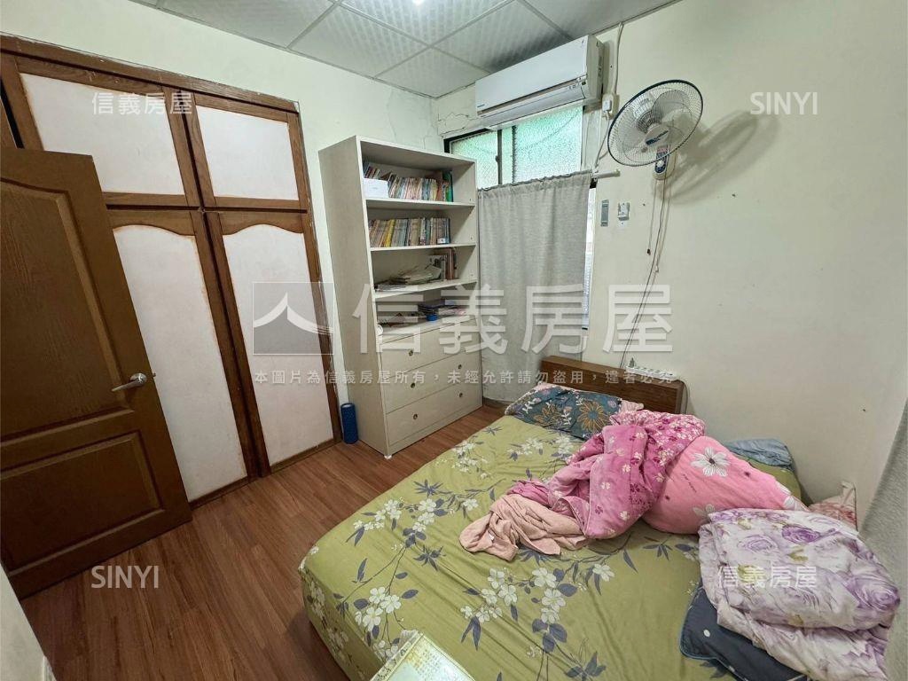 士林通透採光四房大宅房屋室內格局與周邊環境
