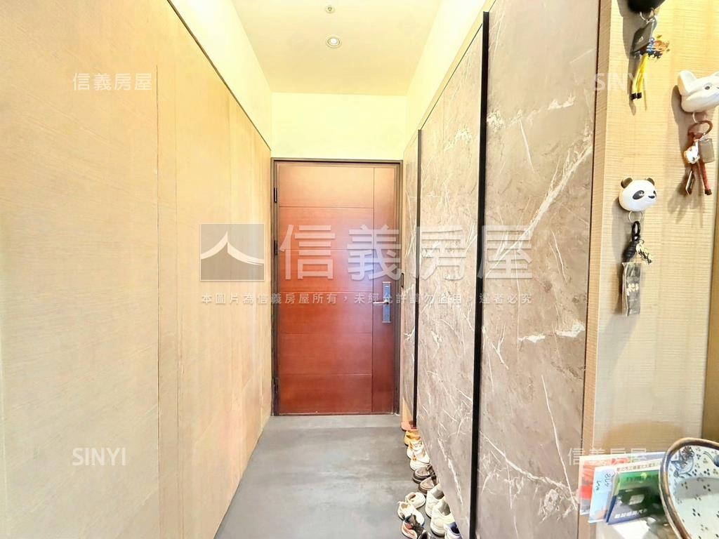 將捷ＭＩＴ輕屋齡景觀宅房屋室內格局與周邊環境