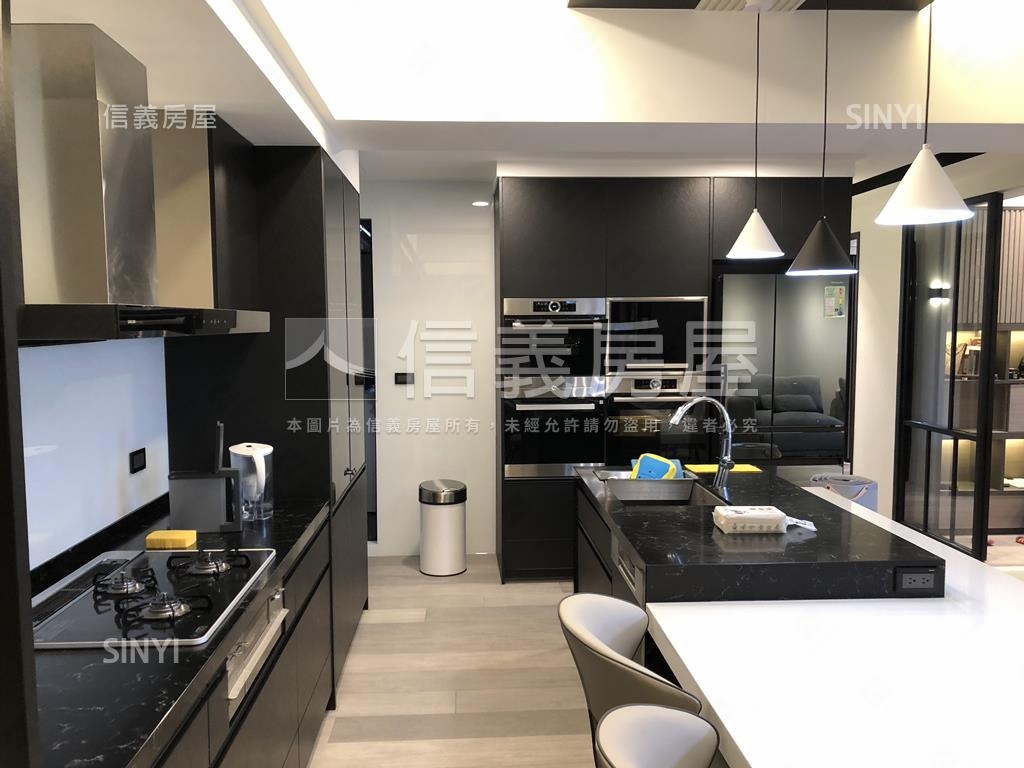 將捷ＭＩＴ輕屋齡景觀宅房屋室內格局與周邊環境