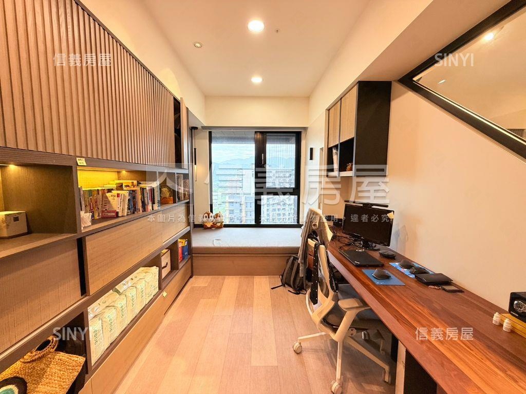 將捷ＭＩＴ輕屋齡景觀宅房屋室內格局與周邊環境