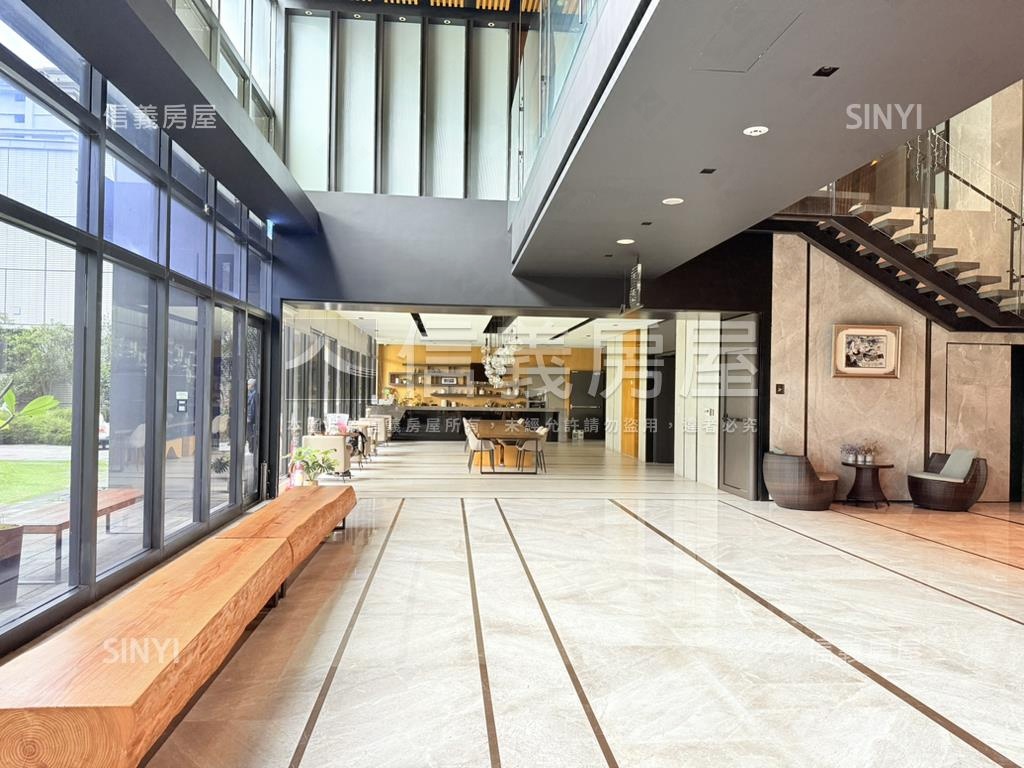 將捷ＭＩＴ輕屋齡景觀宅房屋室內格局與周邊環境