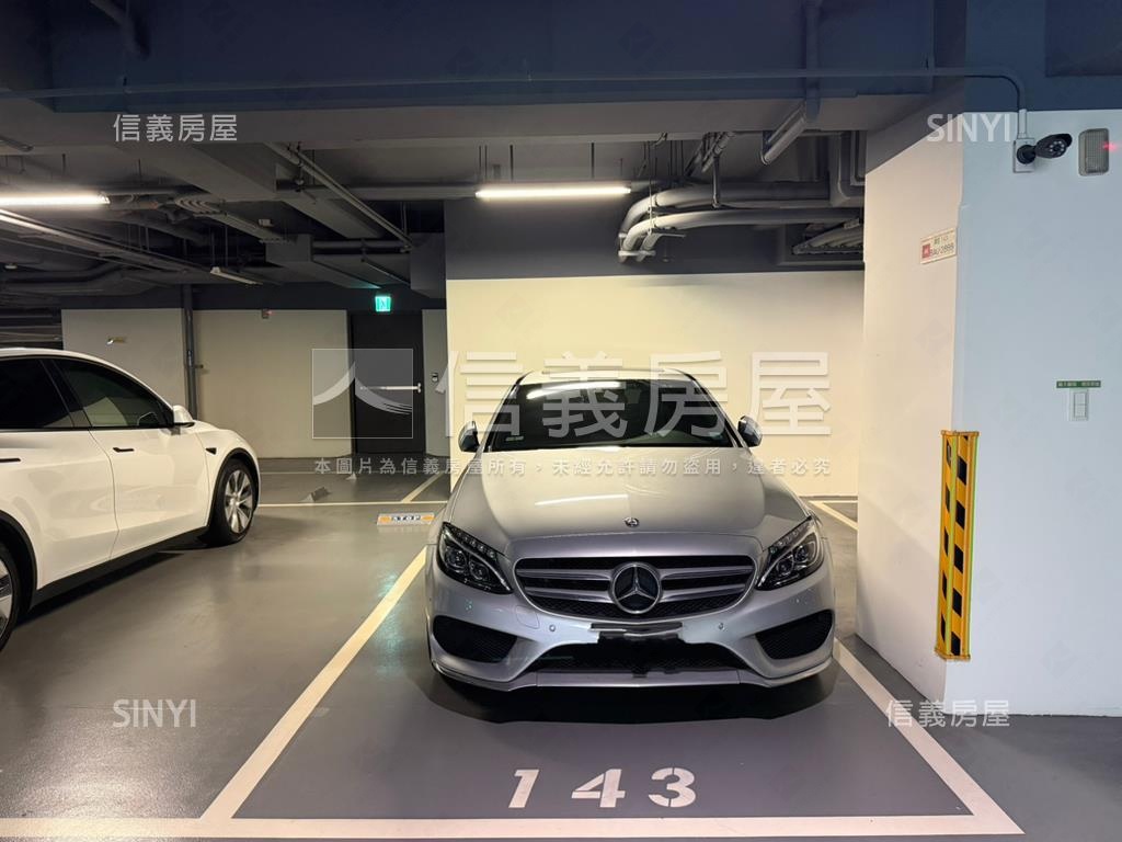 將捷ＭＩＴ輕屋齡景觀宅房屋室內格局與周邊環境