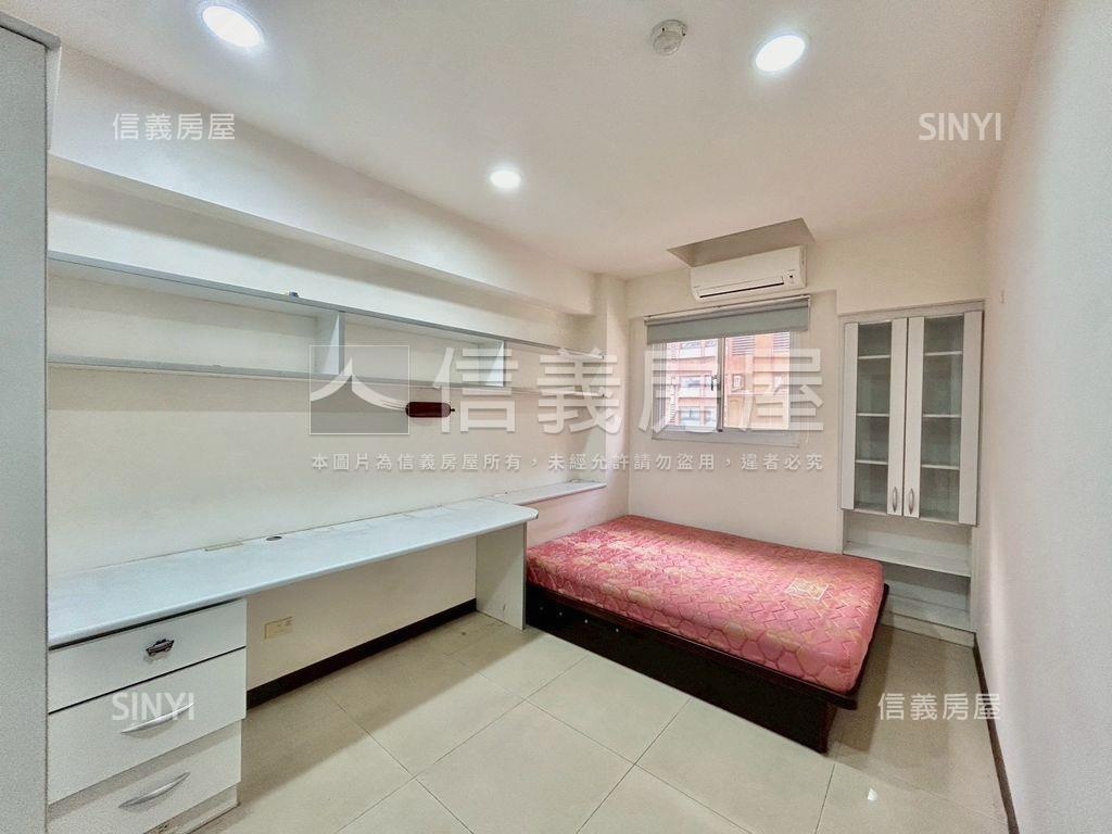 美學苑四房平面車位房屋室內格局與周邊環境