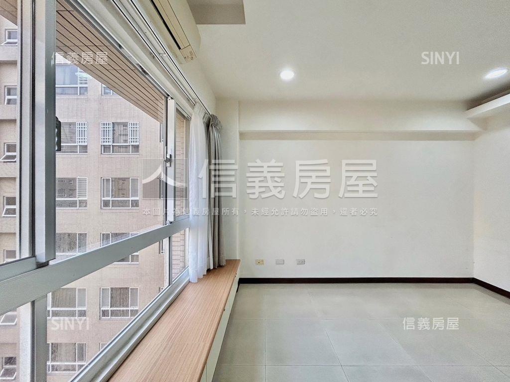 美學苑四房平面車位房屋室內格局與周邊環境