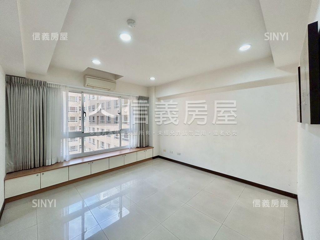 美學苑四房平面車位房屋室內格局與周邊環境