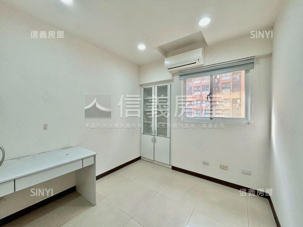 美學苑四房平面車位房屋室內格局與周邊環境