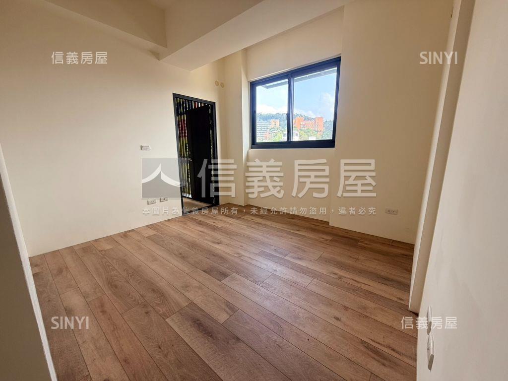 北屯輕屋齡電梯２房附車位房屋室內格局與周邊環境