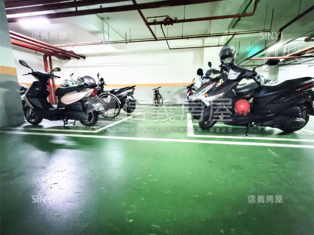 鄰近三鐵共站合群四房平車房屋室內格局與周邊環境