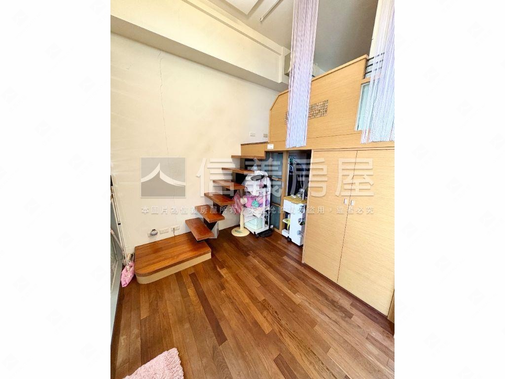 Ｓｕｐｅｒ高樓美景有車位房屋室內格局與周邊環境