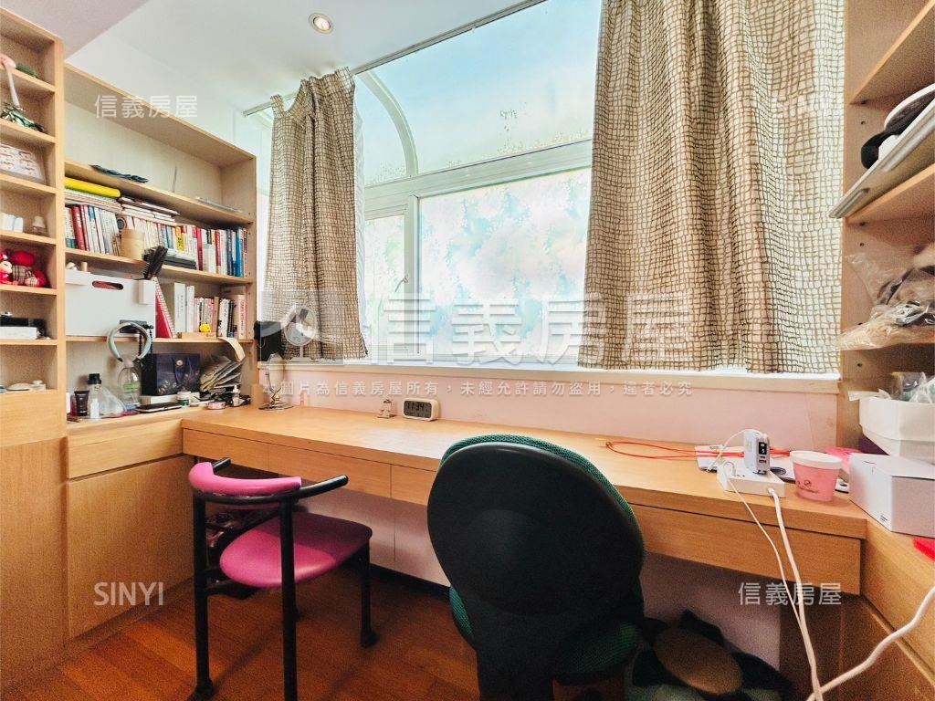 優質學區黃金三樓橫空出世房屋室內格局與周邊環境