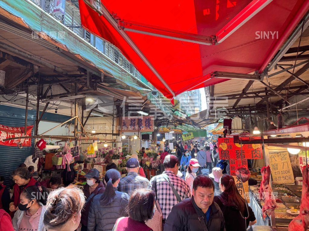 國泰市場１－２樓金店面房屋室內格局與周邊環境