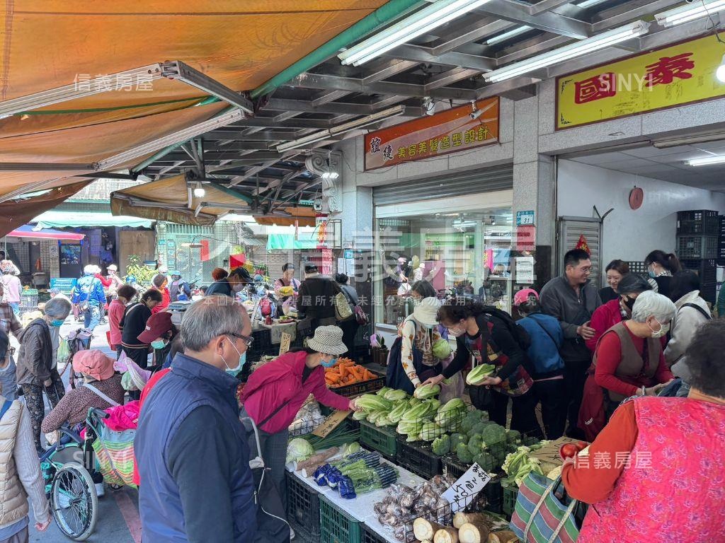 國泰市場１－２樓金店面房屋室內格局與周邊環境