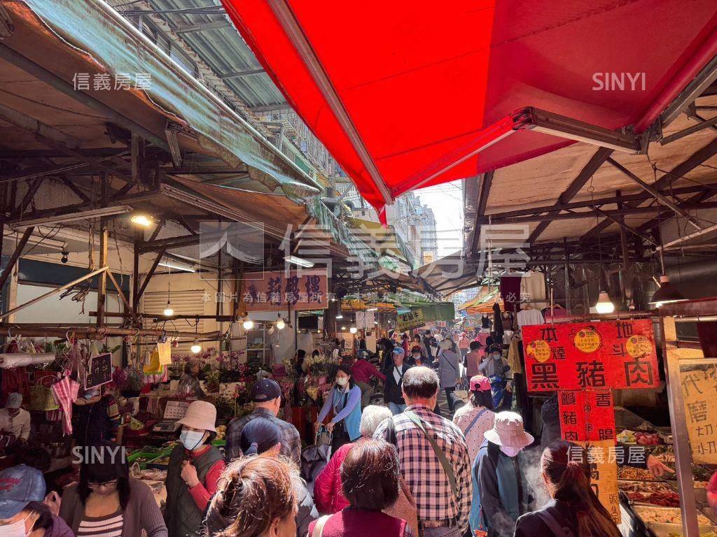 國泰市場１－２樓金店面房屋室內格局與周邊環境