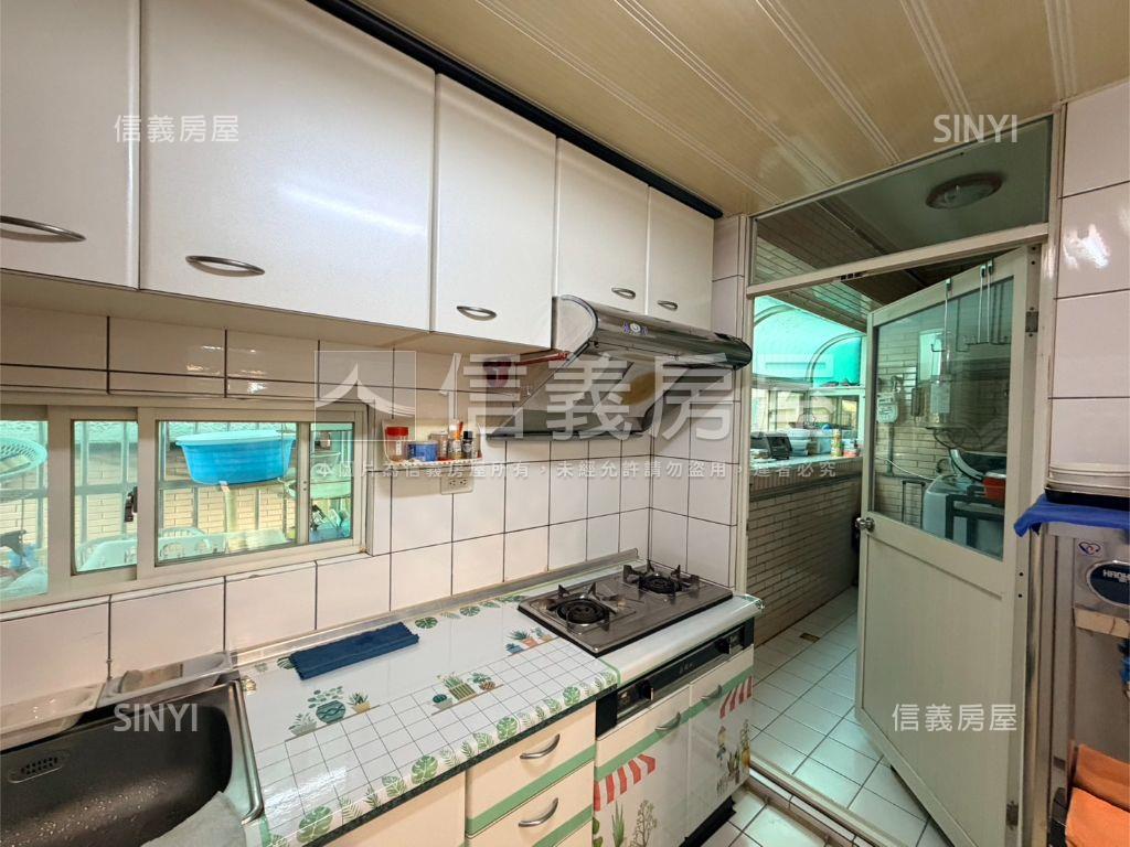 大漢愛鄉四房雙車位房屋室內格局與周邊環境