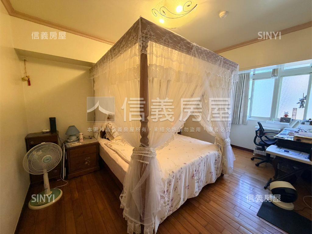 大漢愛鄉四房雙車位房屋室內格局與周邊環境
