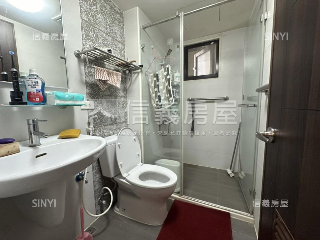 樂高二期質感二房二衛房屋室內格局與周邊環境