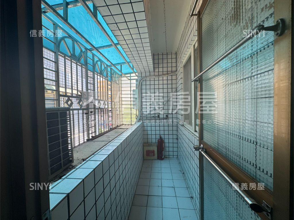 廣一稀有電梯３房房屋室內格局與周邊環境