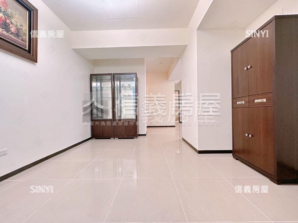 豪邸公園視野峰藝大四房房屋室內格局與周邊環境