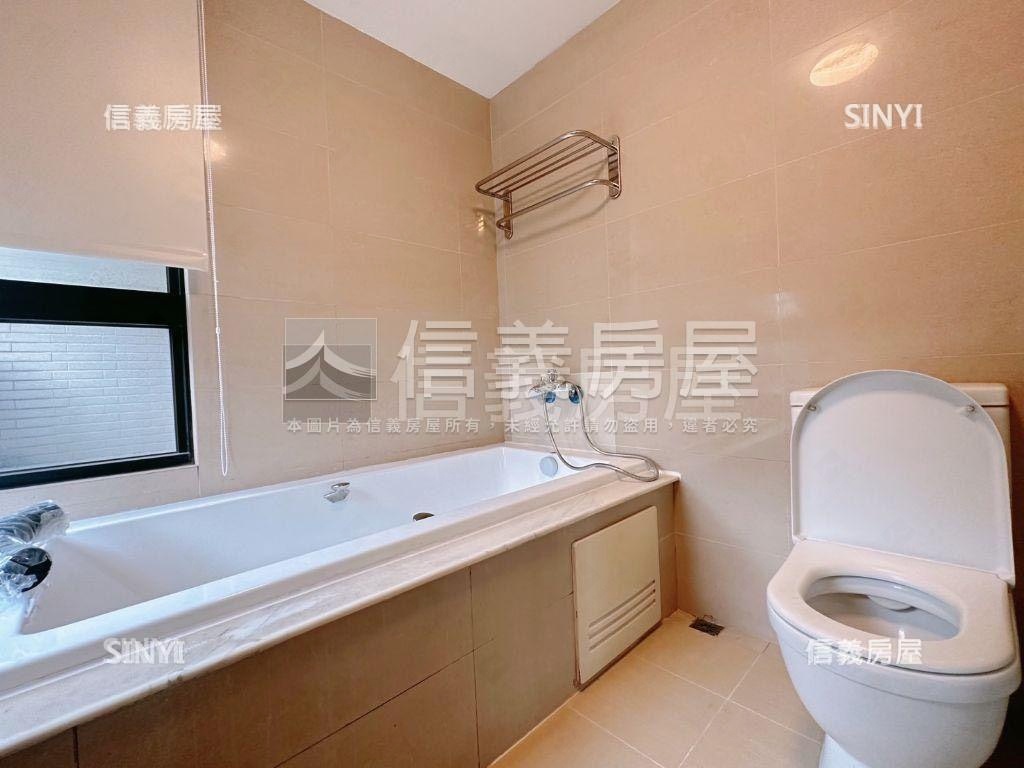 豪邸公園視野峰藝大四房房屋室內格局與周邊環境