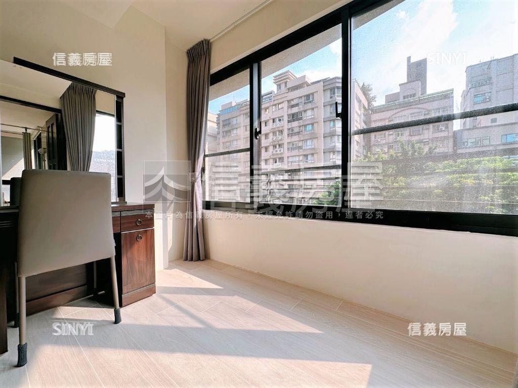 豪邸公園視野峰藝大四房房屋室內格局與周邊環境