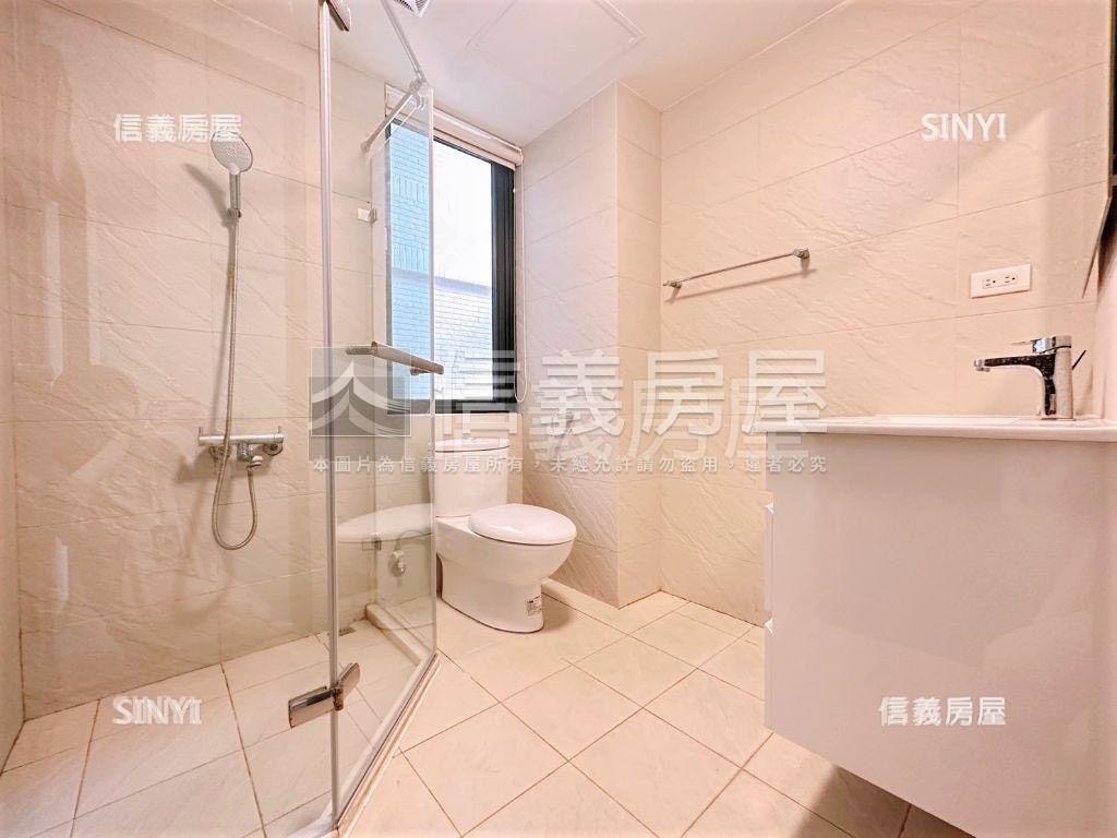 豪邸公園視野峰藝大四房房屋室內格局與周邊環境