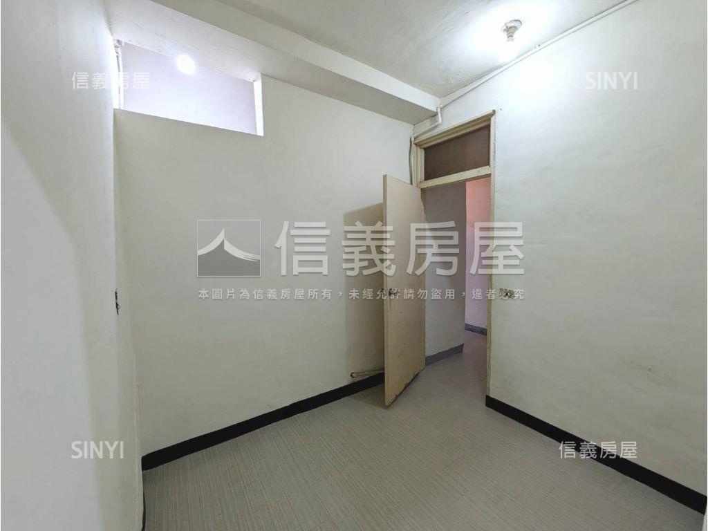 桃園近勞動局置產投資透天房屋室內格局與周邊環境