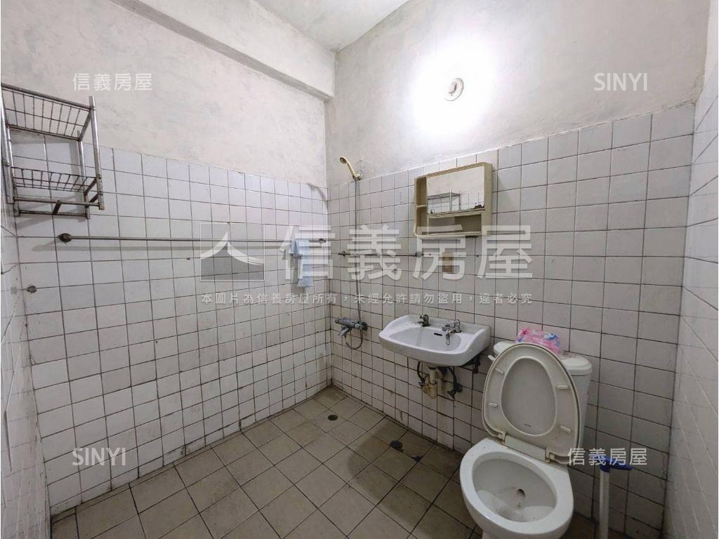 桃園近勞動局置產投資透天房屋室內格局與周邊環境