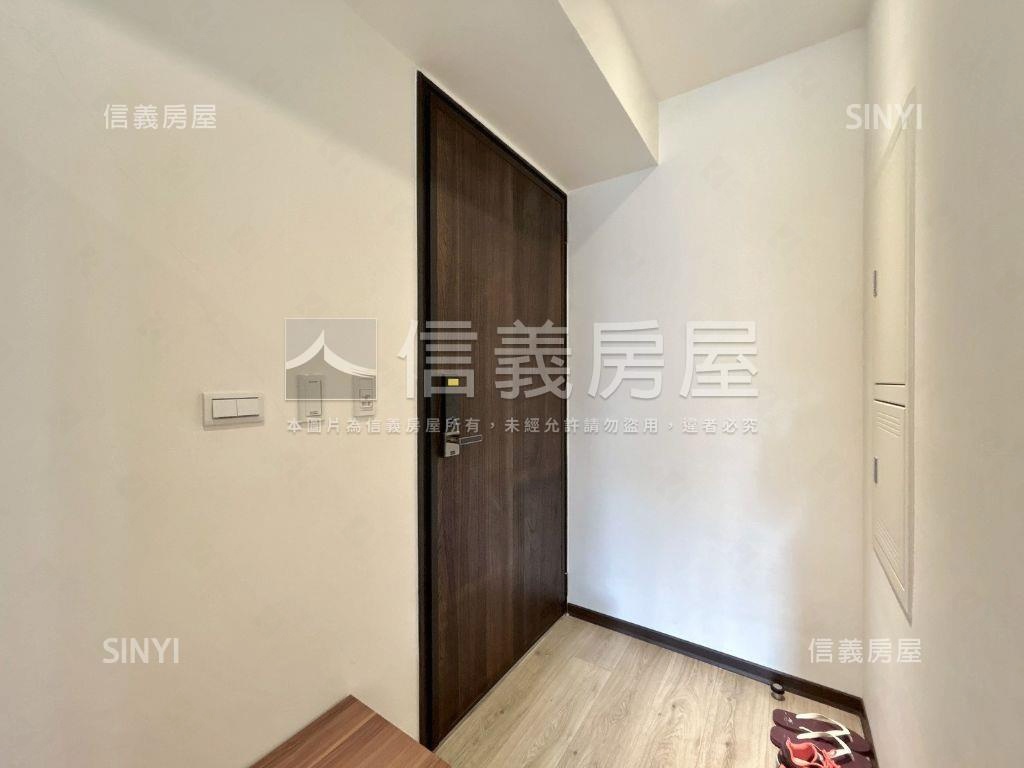 國泰禾稀有三房露臺戶房屋室內格局與周邊環境