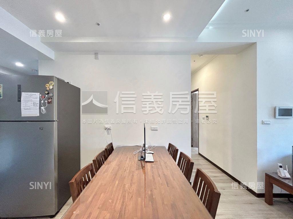 國泰禾稀有三房露臺戶房屋室內格局與周邊環境