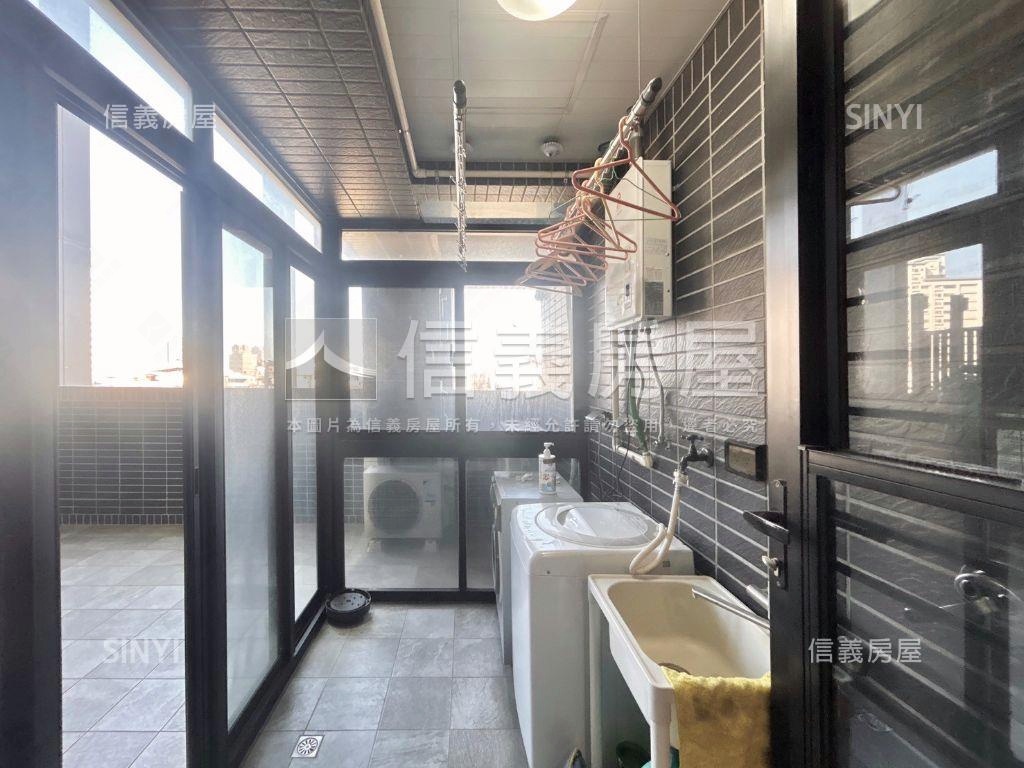 國泰禾稀有三房露臺戶房屋室內格局與周邊環境