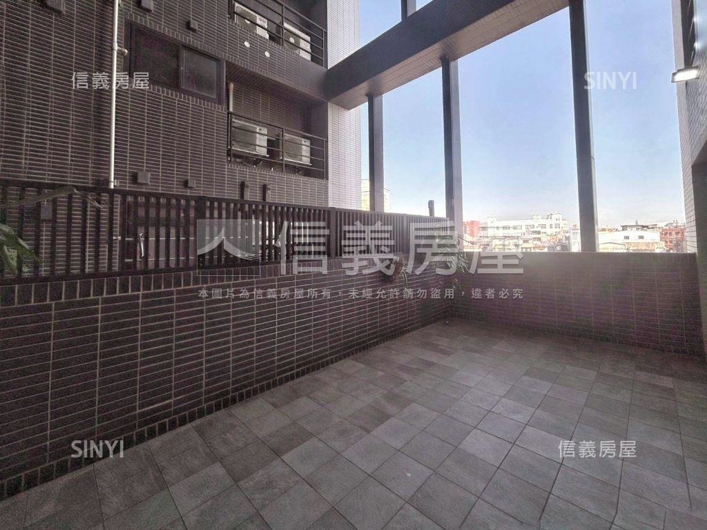 國泰禾稀有三房露臺戶房屋室內格局與周邊環境